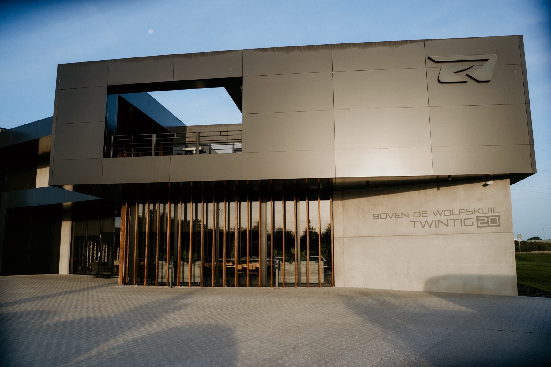 DEED Vision office, Boven de Wolfskuil 20, Herten